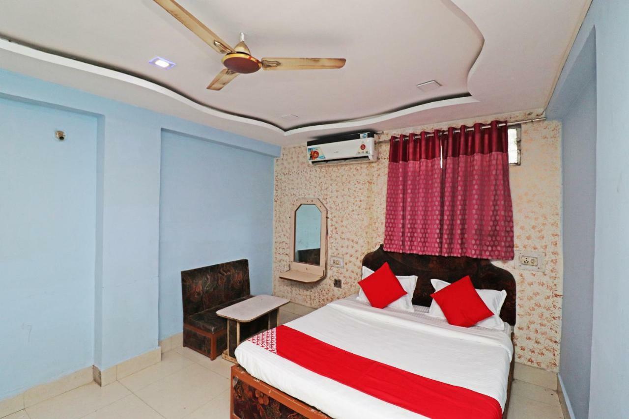 Oyo 39838 Riverside Hotel Bilāspur Buitenkant foto