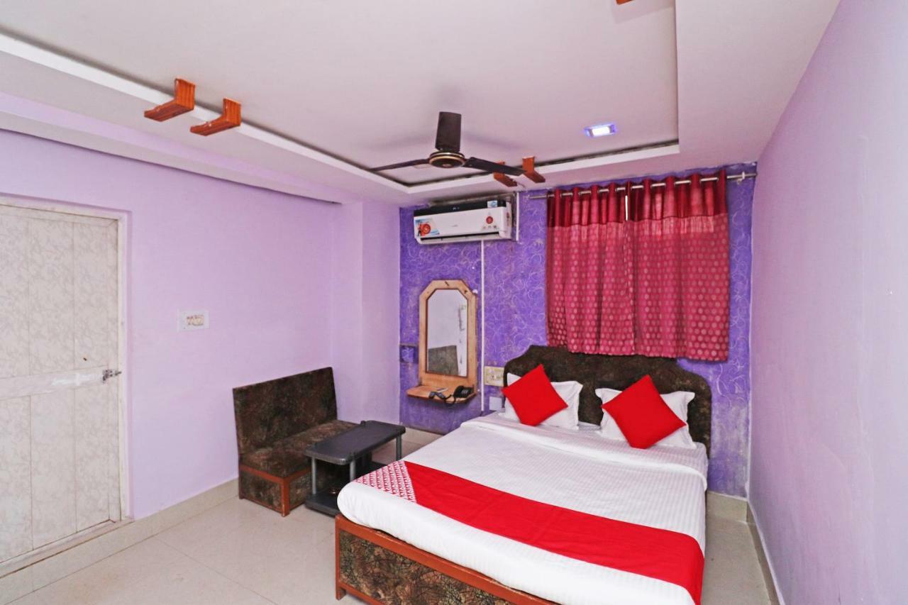 Oyo 39838 Riverside Hotel Bilāspur Buitenkant foto