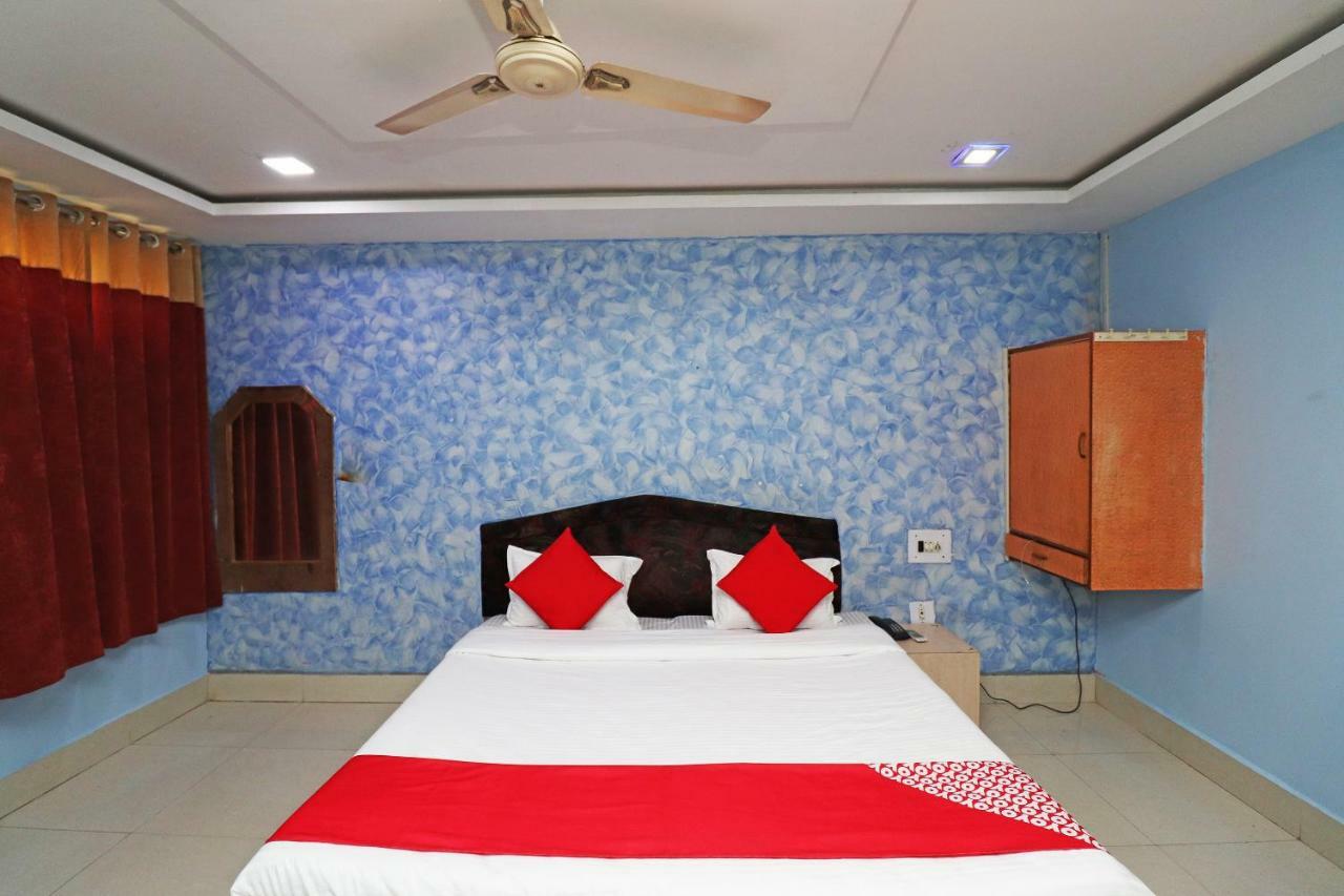 Oyo 39838 Riverside Hotel Bilāspur Buitenkant foto